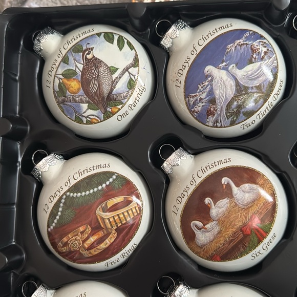 VINTAGE 12 days of Christmas glass ornaments - Picture 3 of 7